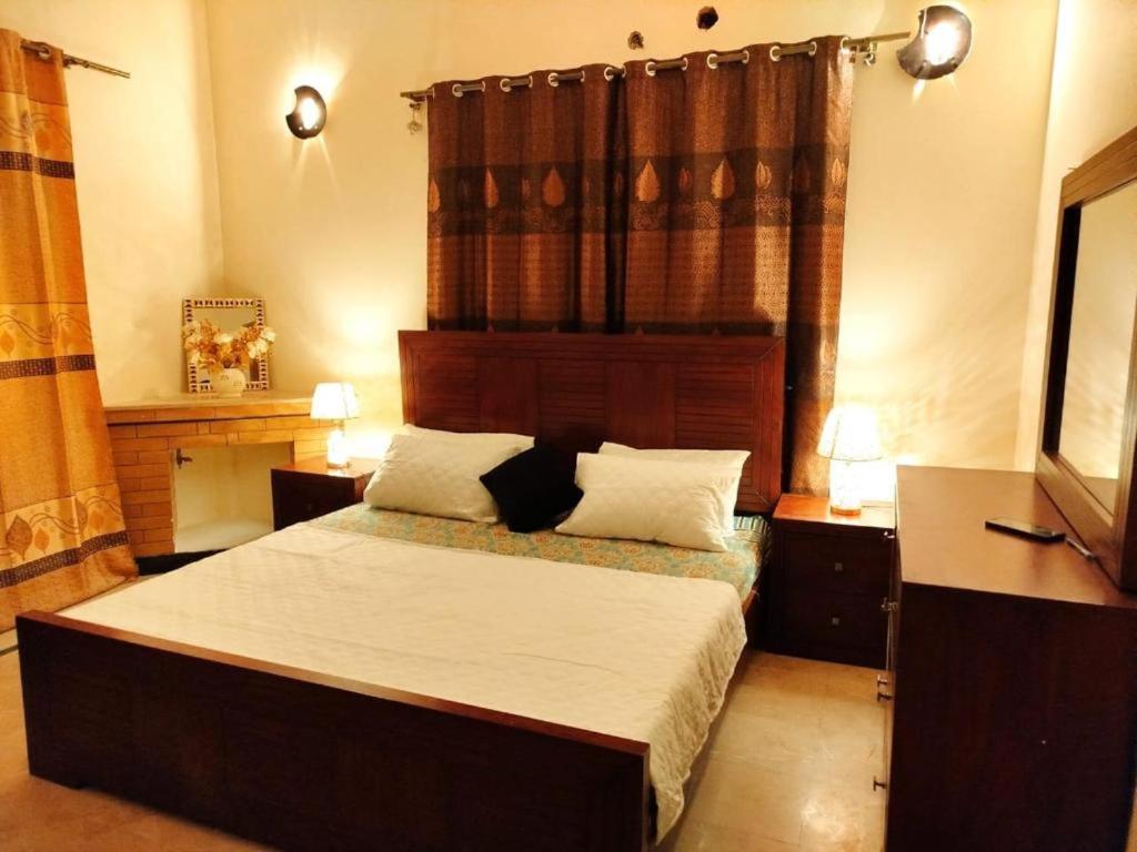 Royal Residential Hotel Islamabad Luaran gambar