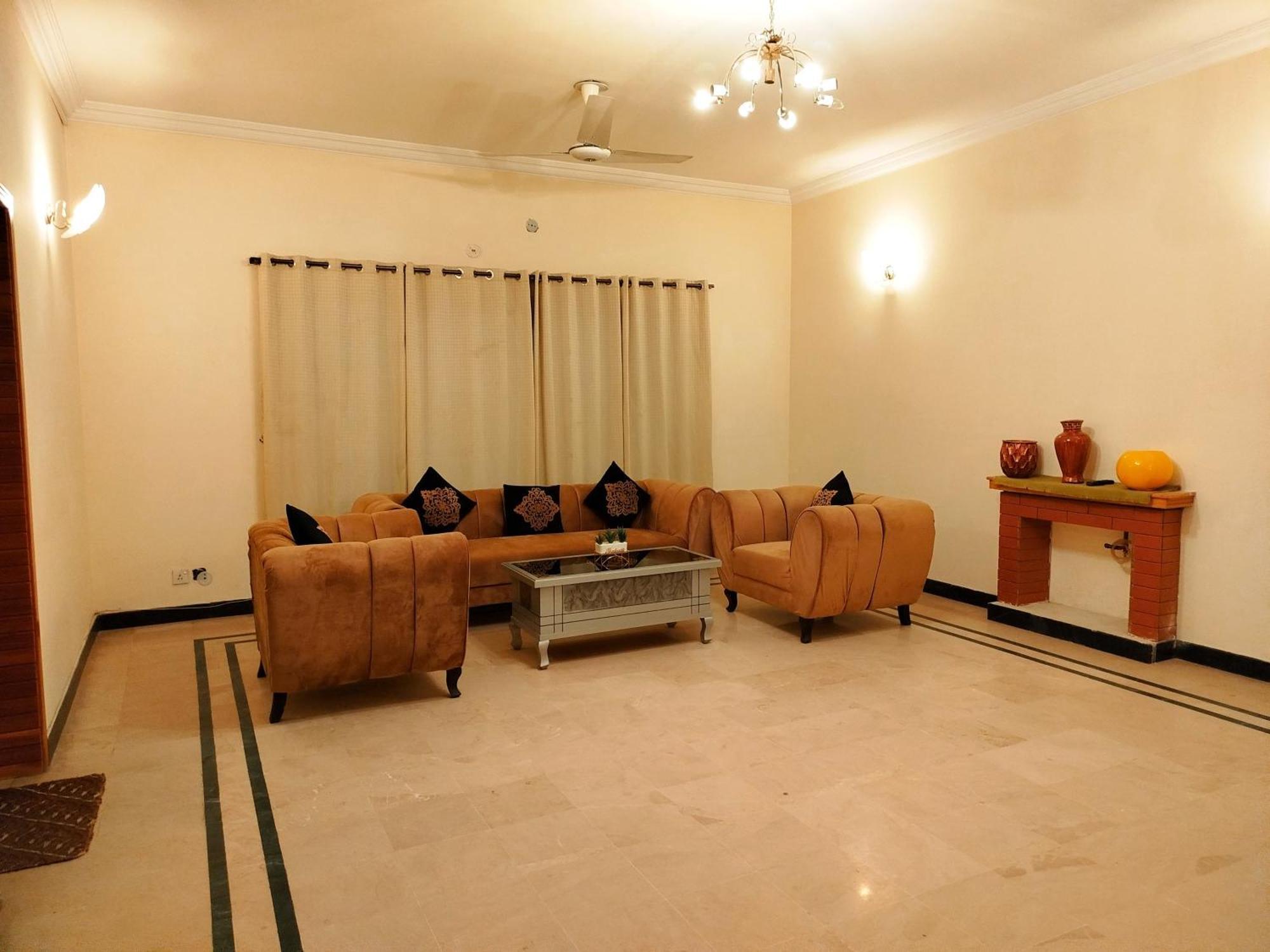 Royal Residential Hotel Islamabad Luaran gambar