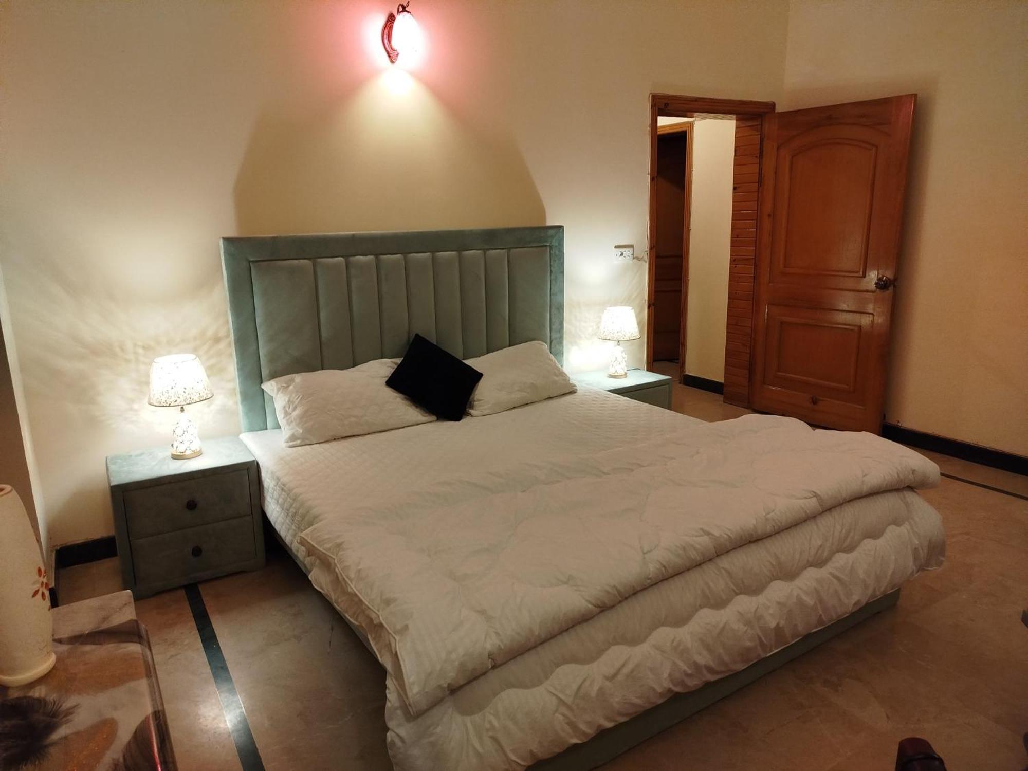 Royal Residential Hotel Islamabad Luaran gambar