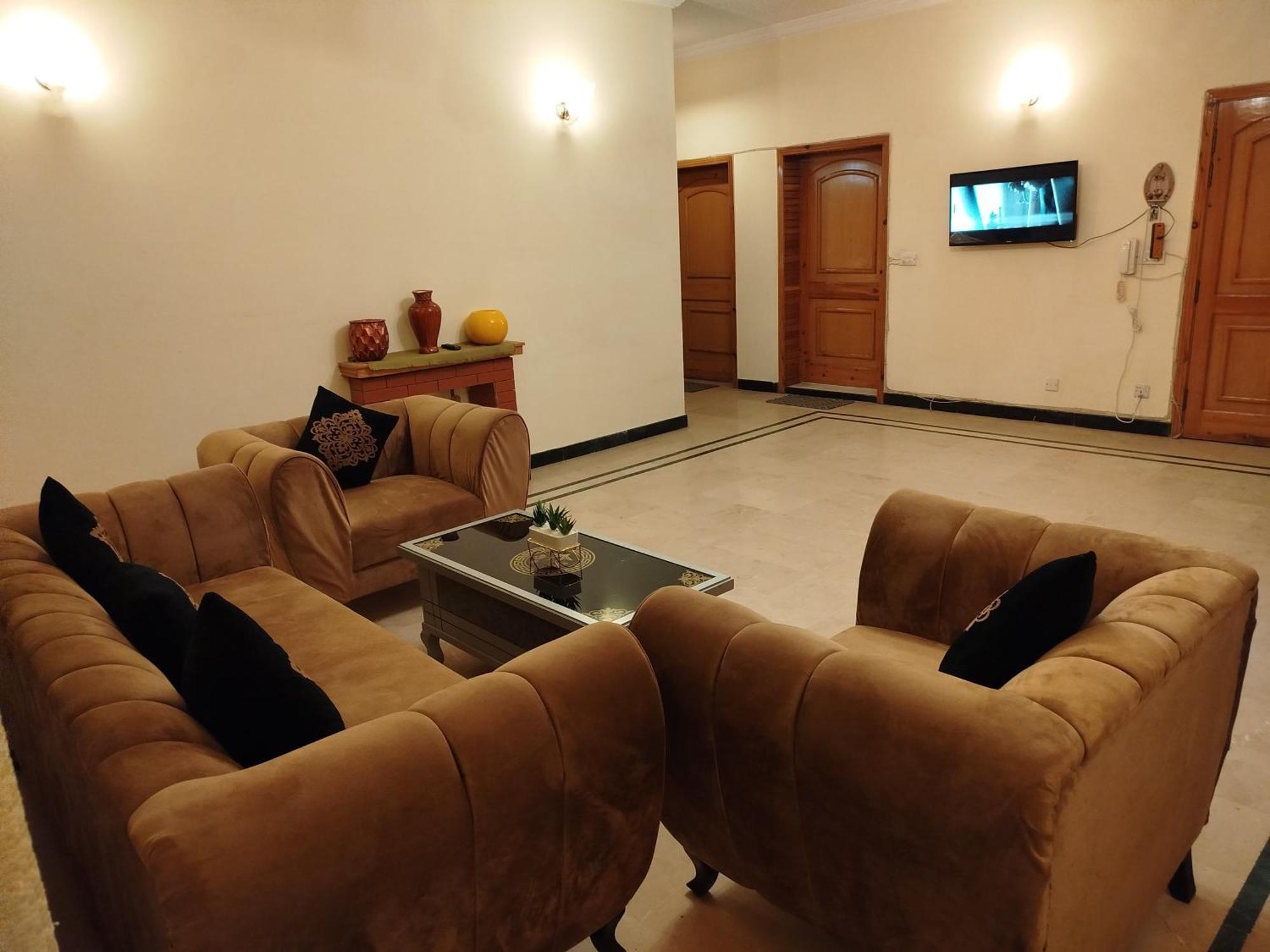 Royal Residential Hotel Islamabad Luaran gambar